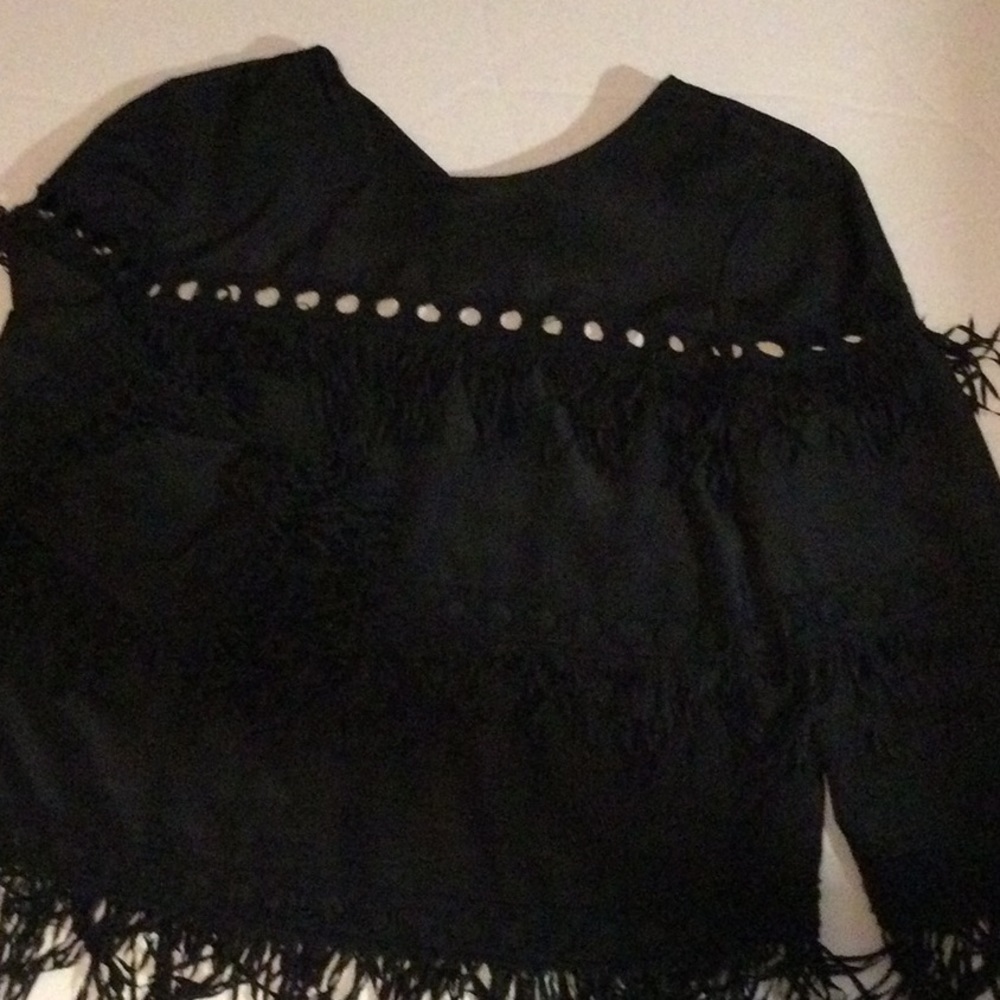 Fun Black top fringed size 8